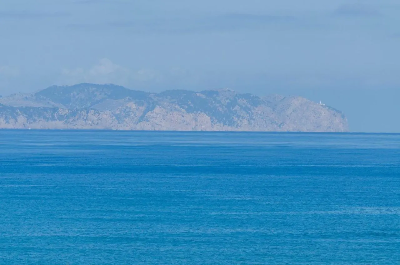 Yourhouse Germanor, Quiet Beach House In Majorca North Son Serra de Marina